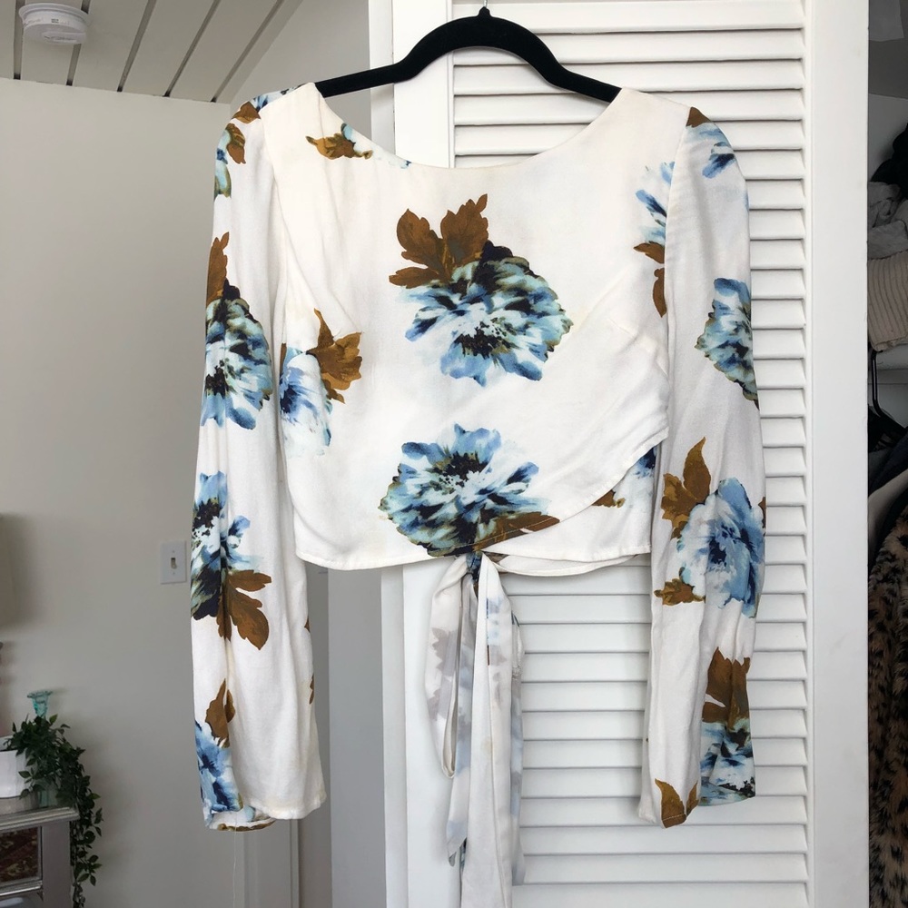 HOUSE OF HARLOW 1960 LONG SLEEVE CROP